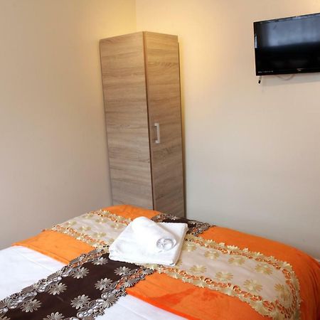 Hr Accommodation ลอนดอน ภายนอก รูปภาพ