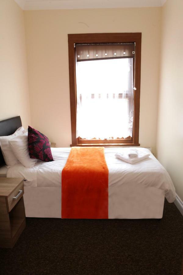 Hr Accommodation ลอนดอน ภายนอก รูปภาพ