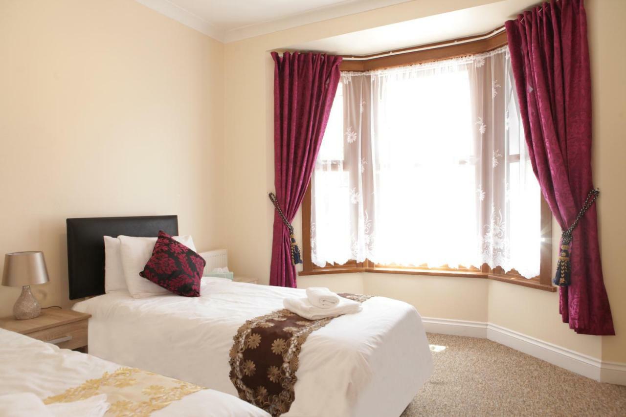 Hr Accommodation ลอนดอน ภายนอก รูปภาพ