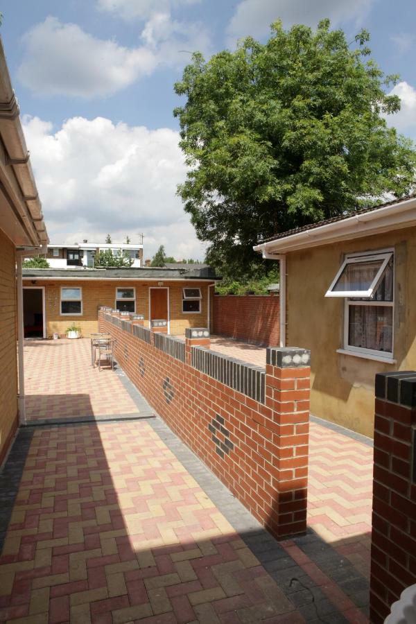Hr Accommodation ลอนดอน ภายนอก รูปภาพ